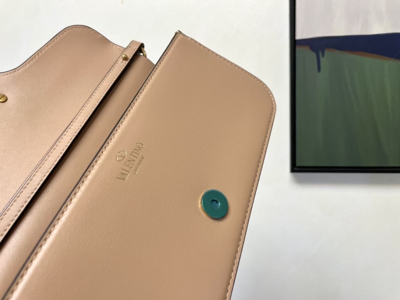 Va1e*ntin0 satchel bag